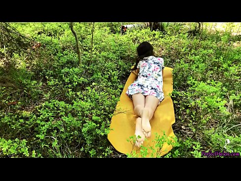 ❤️ Stranac na Tinderu masturbira moju macu i strastveno jebe u šumi ❤️ Seks video na hr.com-fullporner.ru ❌️